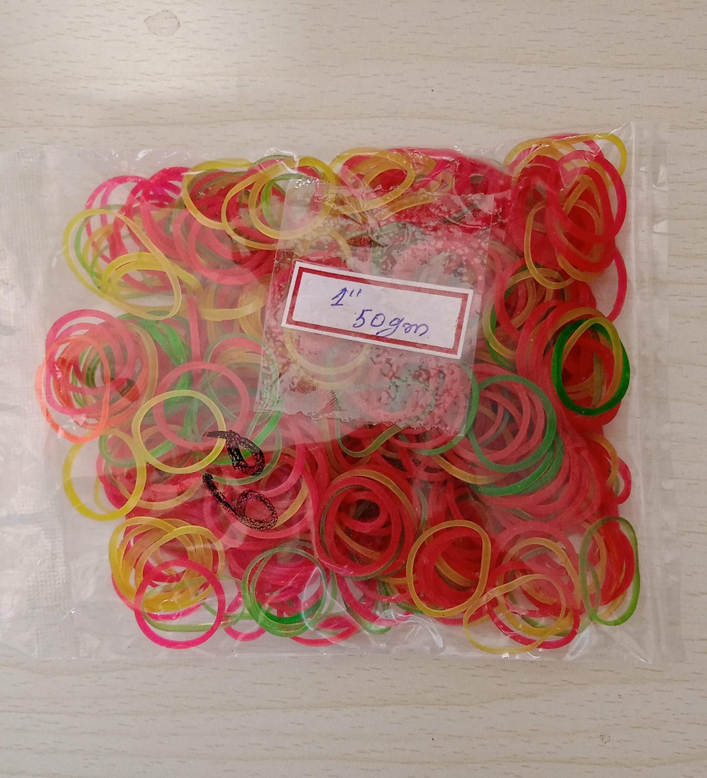 Multicolor rubber bands for home, office, and kitchen accessories Multicolor rubber bands for home, office, and kitchen accessories
